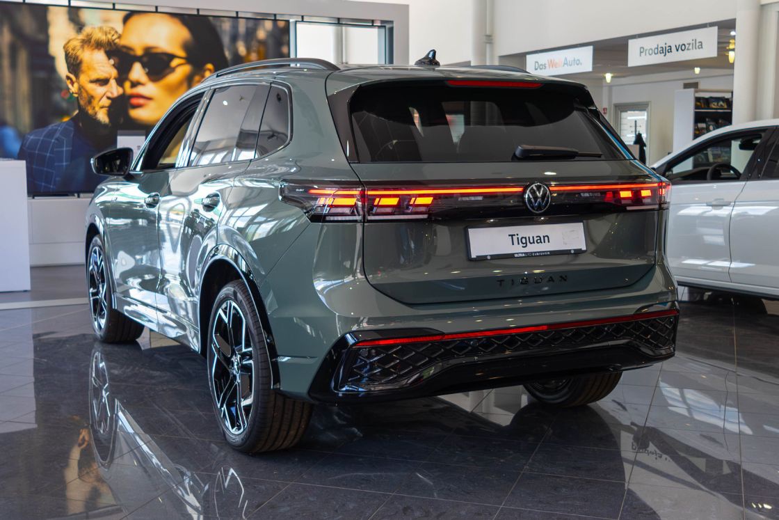 VW Tiguan (2).jpg