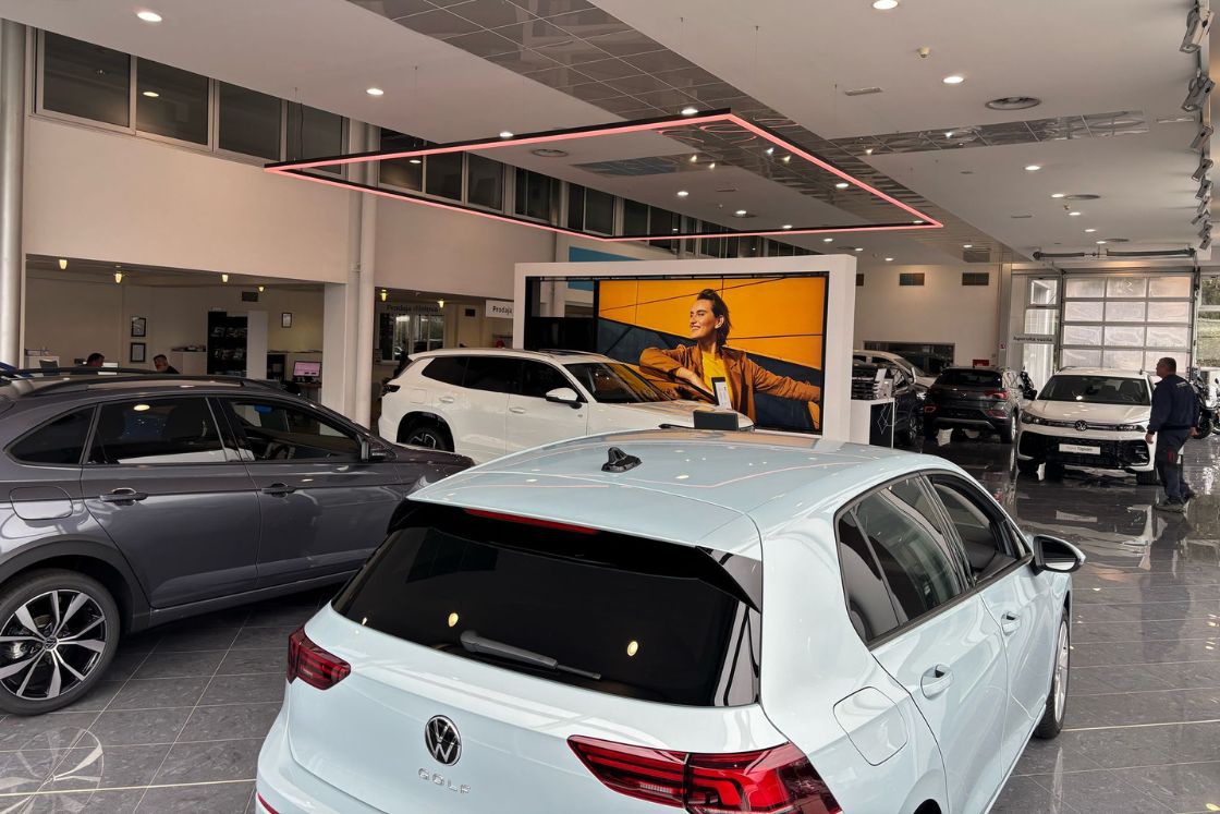 Ultra Auto poslovnica